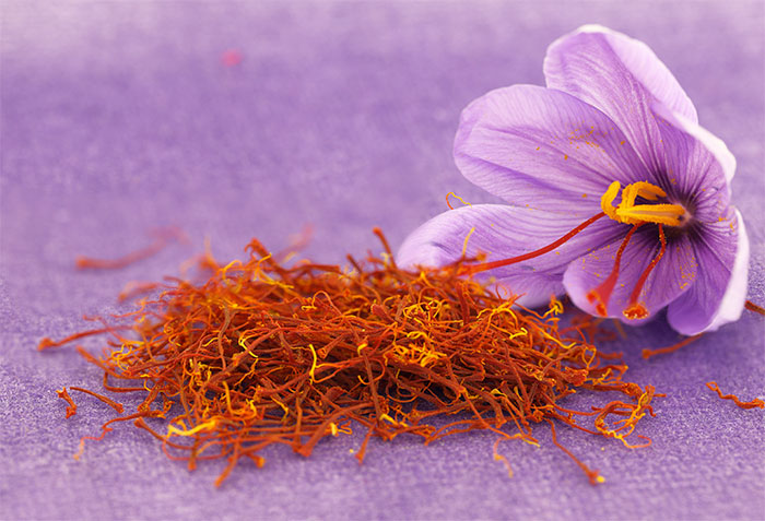 Sáfrány (Crocus sativus)