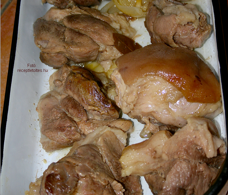 <!--:hu-->Konfitált sertéscsülök<!--:-->