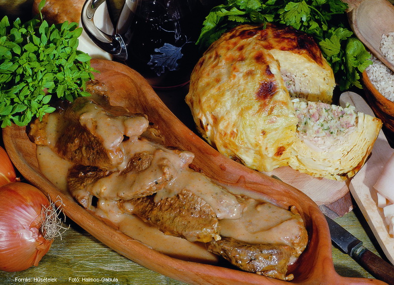 <!--:hu-->Majorannás marhafelsál töltött kellel<!--:-->