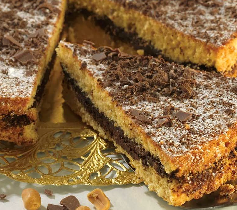 <!--:hu-->Caruso-torta<!--:-->