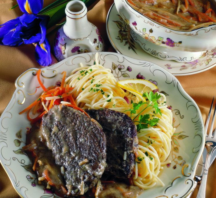 <!--:hu-->Eszterházy-rostélyos <!--:-->