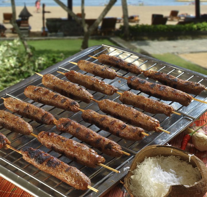 <!--:hu-->Fűszeres marhanyárs Baliról, zöldséges rizzsel és házi csiliszósszal<!--:-->