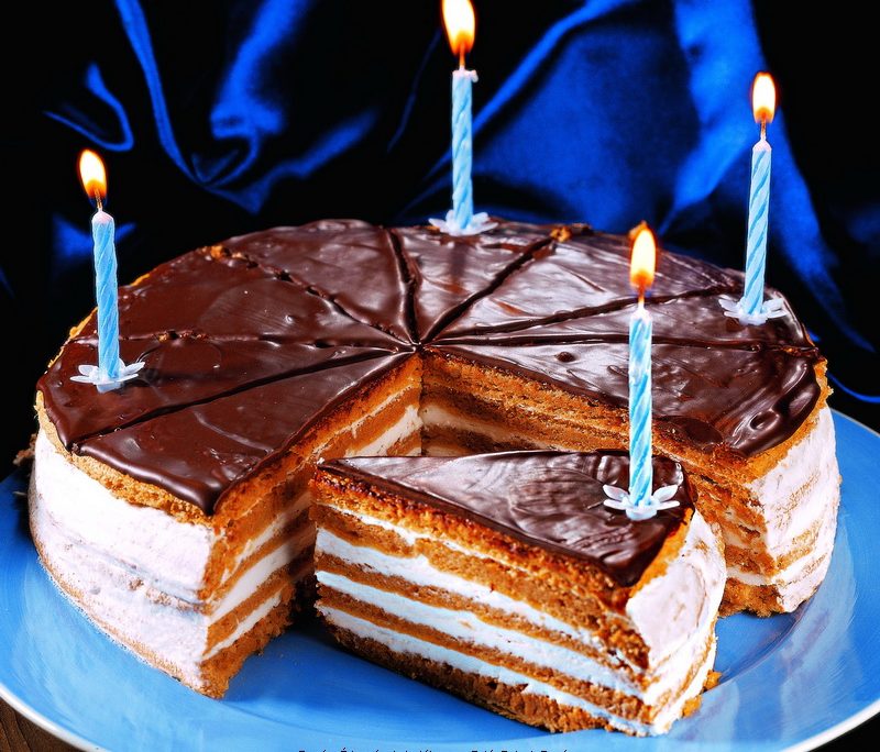 <!--:hu-->Hunyadi-torta<!--:-->