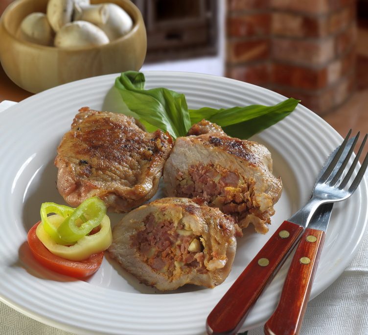 <!--:hu-->Magyaros töltött borjúbordák<!--:-->