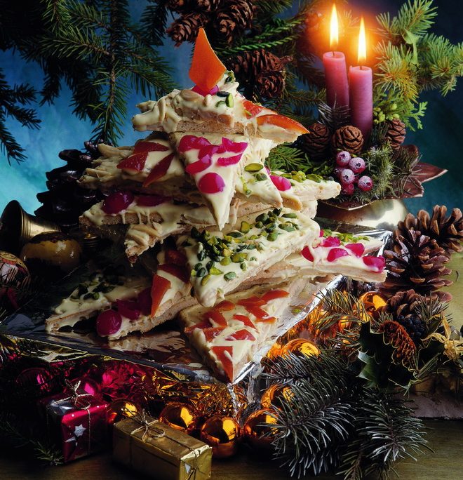 <!--:hu-->Mentakrémes mézeskalácstorta  –  készítette Czermann János mestercukrász<!--:-->