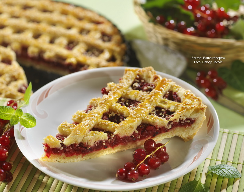 <!--:hu-->Szezámmagos, rácsos ribiszketorta <!--:-->