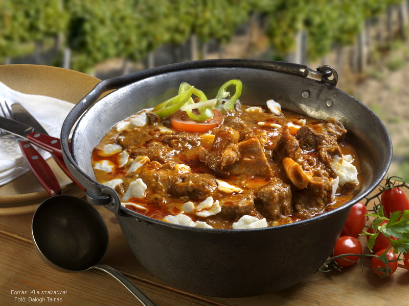 <!--:hu-->Szüreti birkapörkölt  (Kovács János mesterszakács receptje)<!--:-->