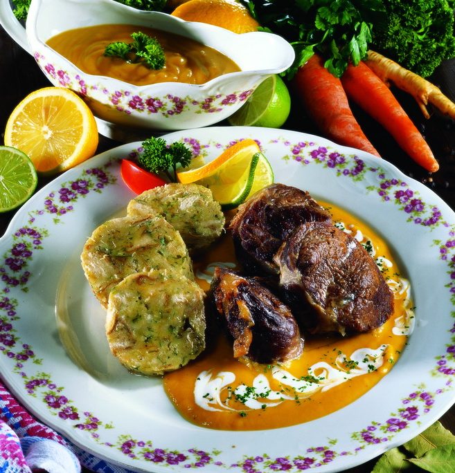 <!--:en-->Beef Roast with Vegetable Sauce  –  (Vadas marhasült)<!--:-->
