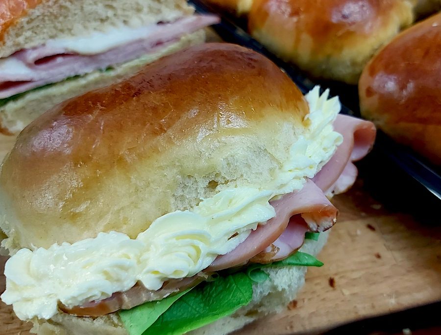 <!--:hu-->Tormakrémes, sonkás molnárka<!--:-->