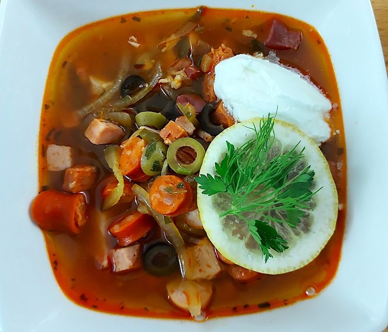 <!--:hu-->Szoljanka leves (orosz specialitás)<!--:-->