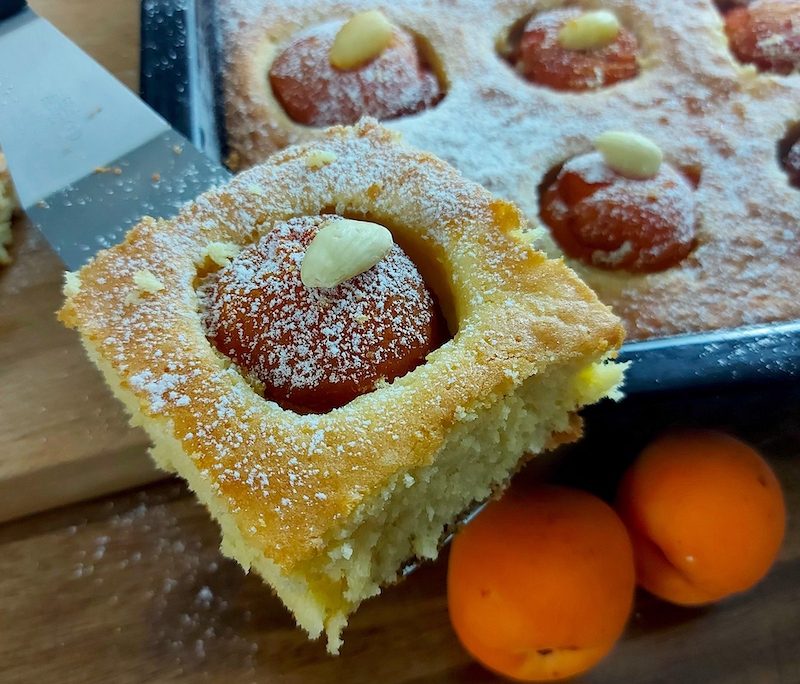 <!--:hu-->Sárgabarackos, mandulás pite<!--:-->