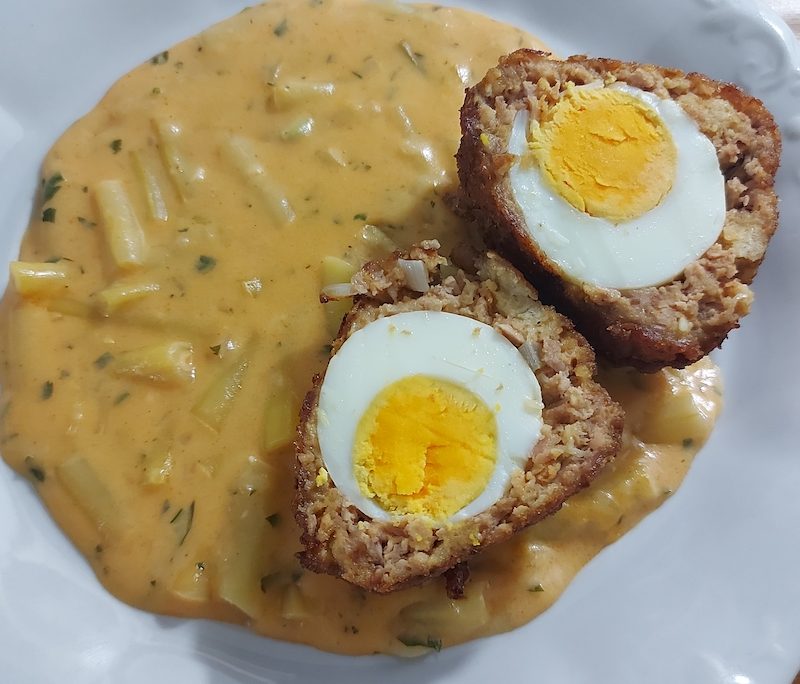 <!--:hu-->Tejfölös zöldbabfőzelék bújtatott fasírttal<!--:-->