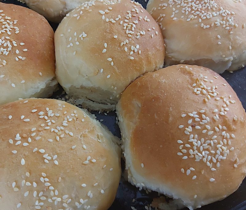 <!--:hu-->Szezámos hamburgerbuci (tojás és tejmentes)<!--:-->