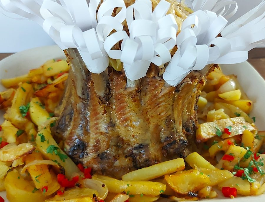 <!--:hu-->Oldalaskorona velesült krumplival és bajor káposztával <!--:-->