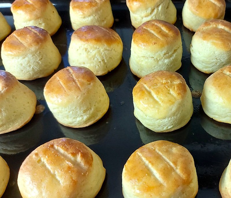 <!--:hu-->Túróspogácsa<!--:-->