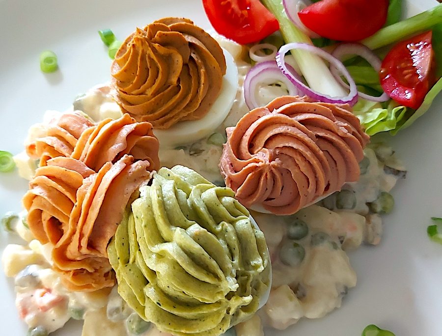 <!--:hu-->Változatok töltött tojásra<!--:-->