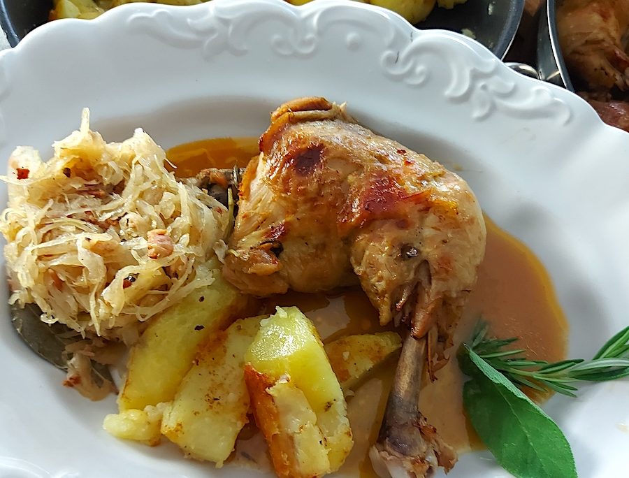 <!--:hu-->Sörben sült csirke bajor káposztával és pirított krumplival <!--:-->