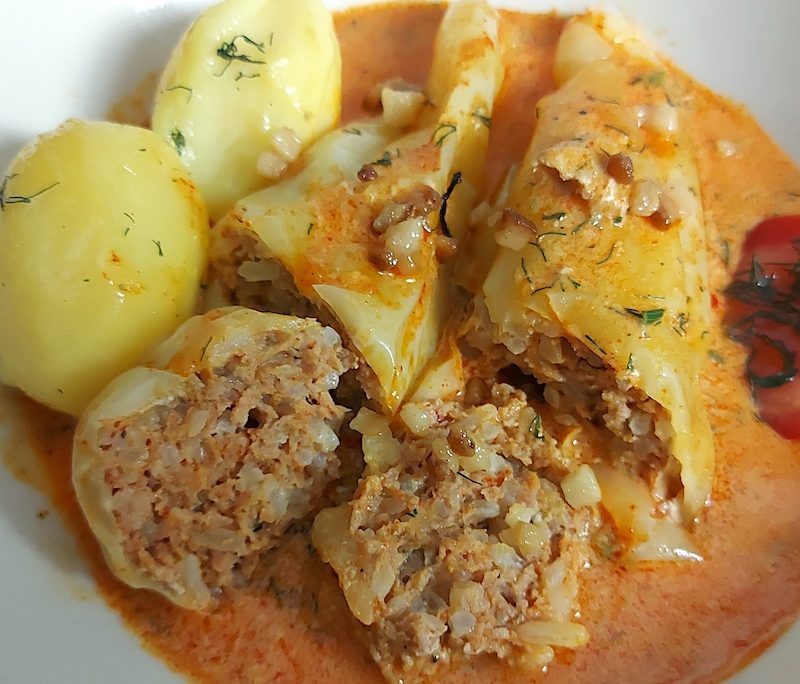 <!--:hu-->Töltött paprika másképpen (kapros paprikásmártással)<!--:-->