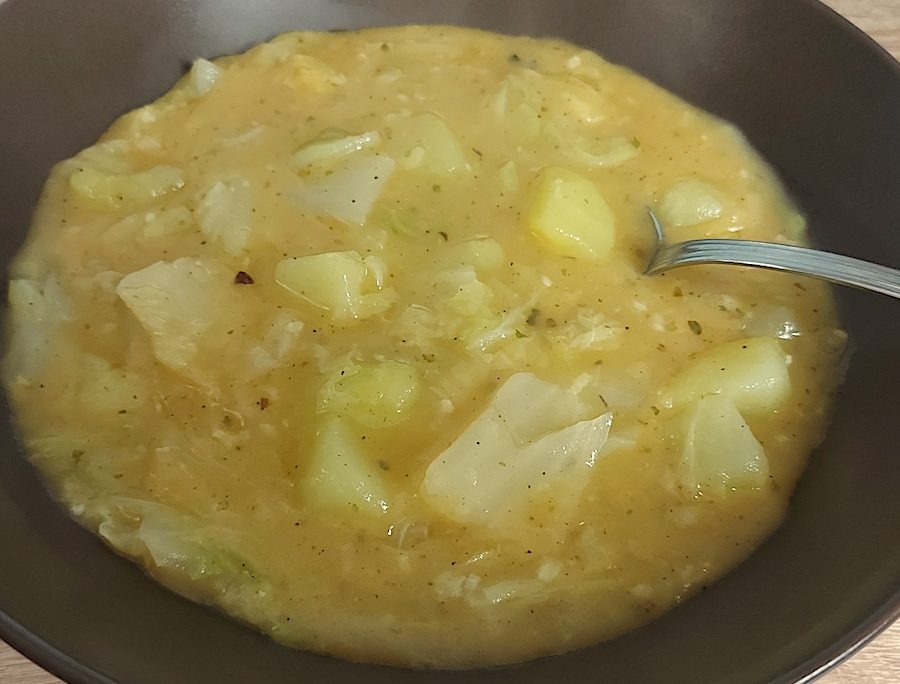 <!--:hu-->Kelkáposzta főzelék kínai kelből<!--:-->