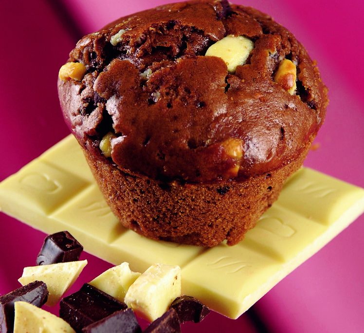 <!--:hu-->Csokoládés, fehér csokis muffin<!--:-->