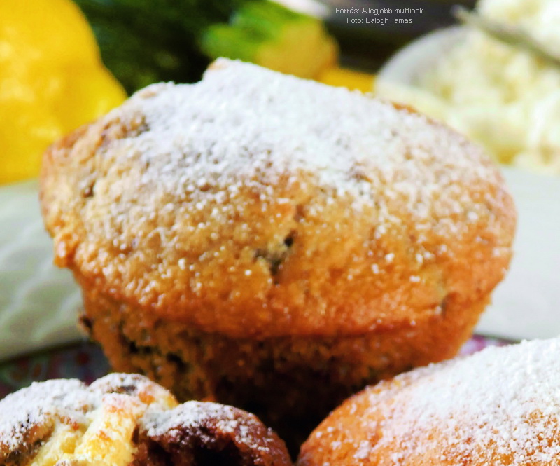 <!--:hu-->Cukkinis, fűszeres muffin<!--:-->