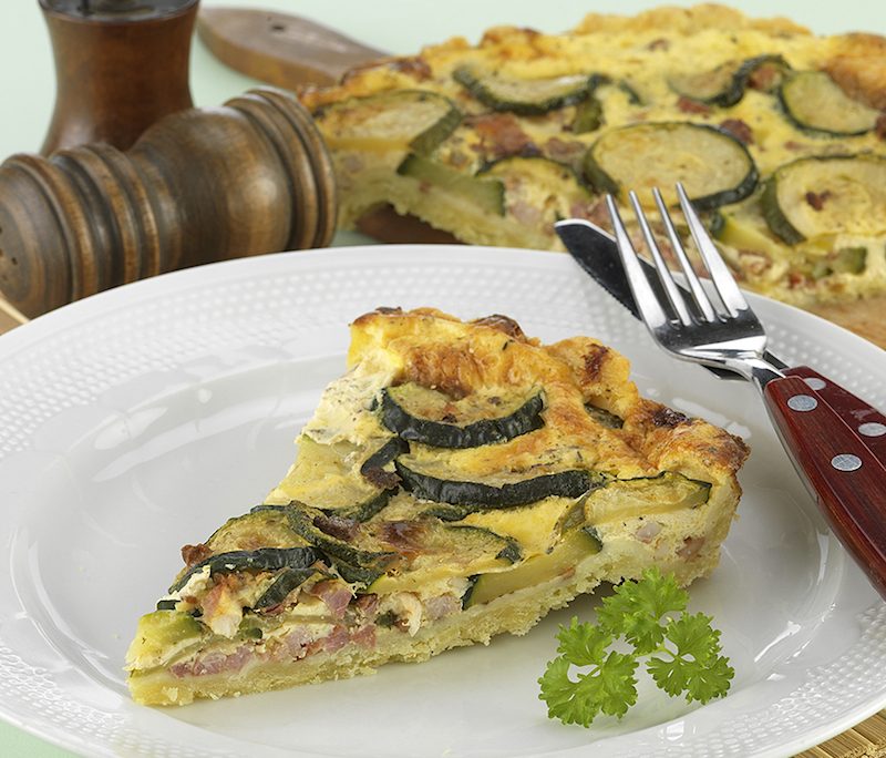 <!--:hu-->Cukkinis lepény (quiche)<!--:-->