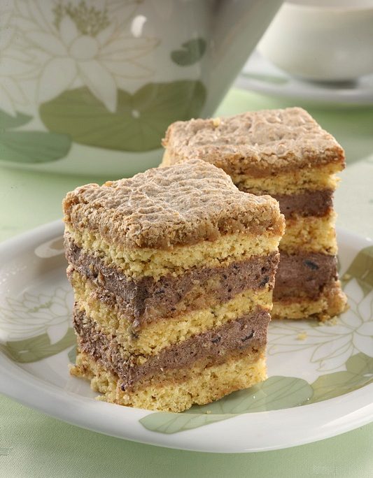 <!--:hu--> Dióhabos, csokikrémes kocka (belga krémes)<!--:-->