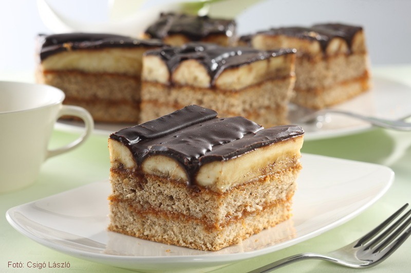 <!--:hu-->Diós, banános kocka   <!--:-->