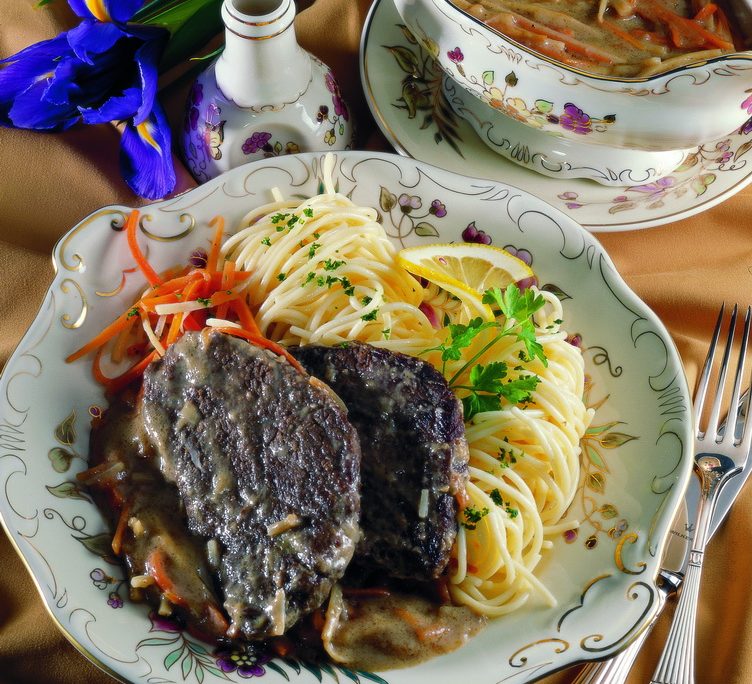 <!--:it-->Brasato di carne alla Esterházy – (Eszterházy rostélyos)<!--:-->