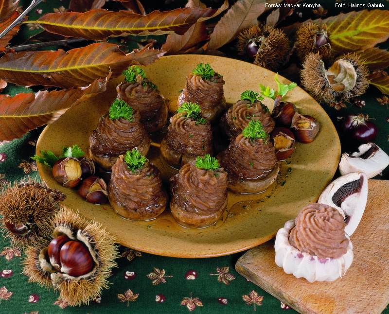 <!--:hu-->Gesztenyével töltött gombafejek<!--:-->