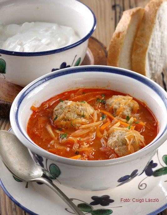 <!--:hu--> Göcseji gombócleves <!--:-->