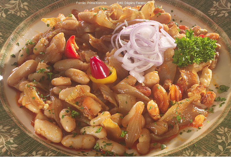 <!--:hu-->Hagymás sült bab<!--:-->