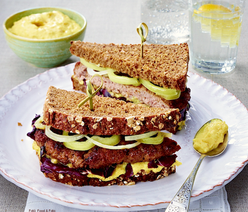 <!--:hu-->„Hamburgeres” szendvics currys almakrémmel<!--:-->