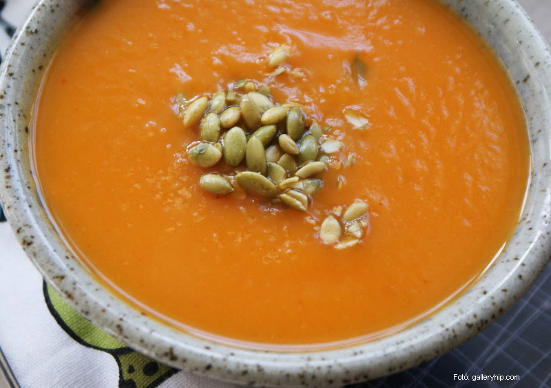 <!--:hu-->Hobakjuk (koreai sütőtökleves) – készítették a Hankook gyárban dolgozó koreai alkalmazottak feleségei<!--:-->