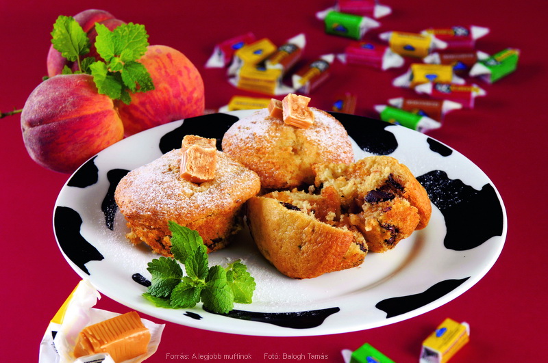 <!--:hu-->Karamellával töltött barackos muffin<!--:-->