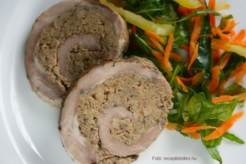 <!--:hu-->Májas, gombás dagadótekercs <!--:-->