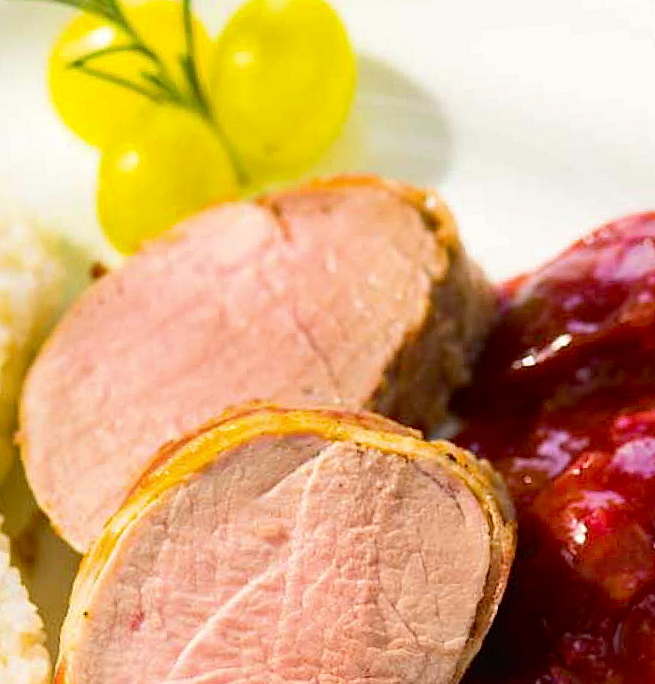 <!--:hu-->Mangalicaszűz egészben, rozéra sütve, szilvacsatnival <!--:-->