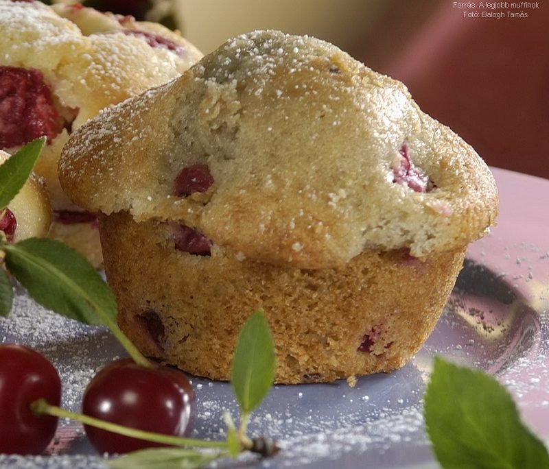 <!--:hu-->Meggyes joghurtos muffin<!--:-->