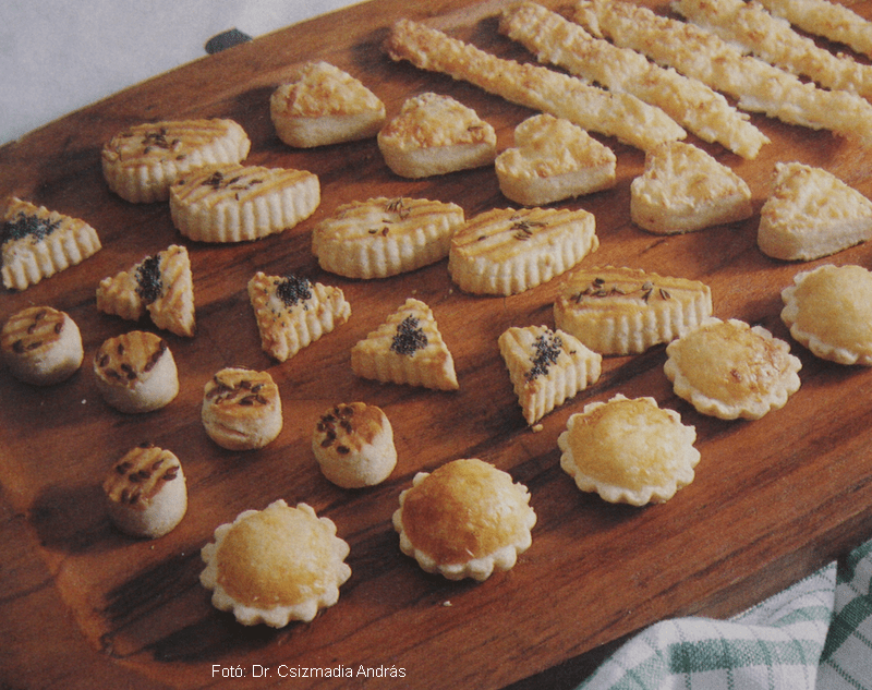 <!--:hu--> Ropogós sajtos rúd<!--:-->