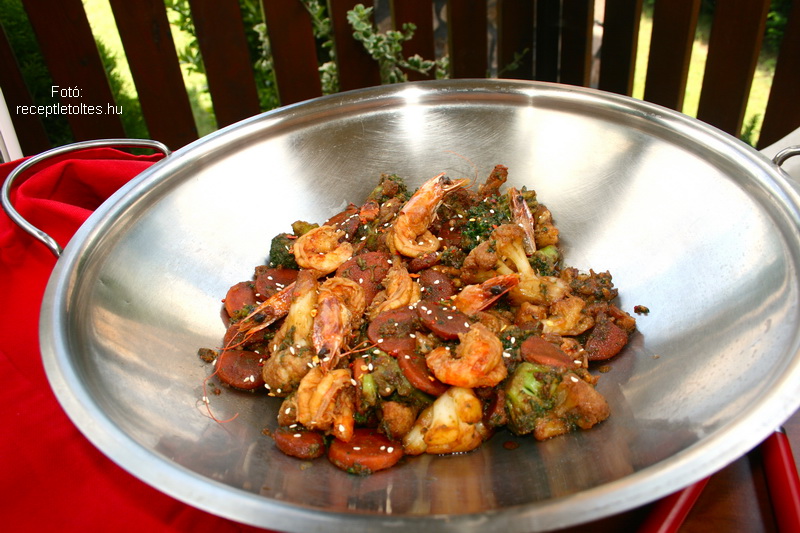 <!--:hu-->Royal rákragu wokban pirítva<!--:-->