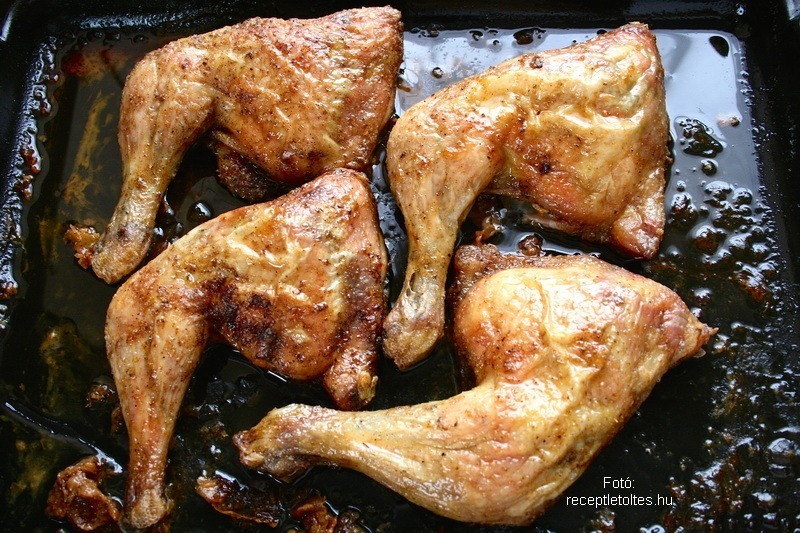 <!--:hu-->Szaftos, omlós sült csirkecomb<!--:-->