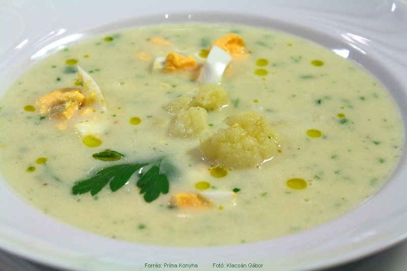 <!--:hu-->Tejszínes karfiolkrémleves<!--:-->