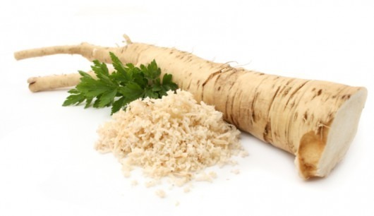 <!--:hu--> Torma (Armoracia rusticana)<!--:-->