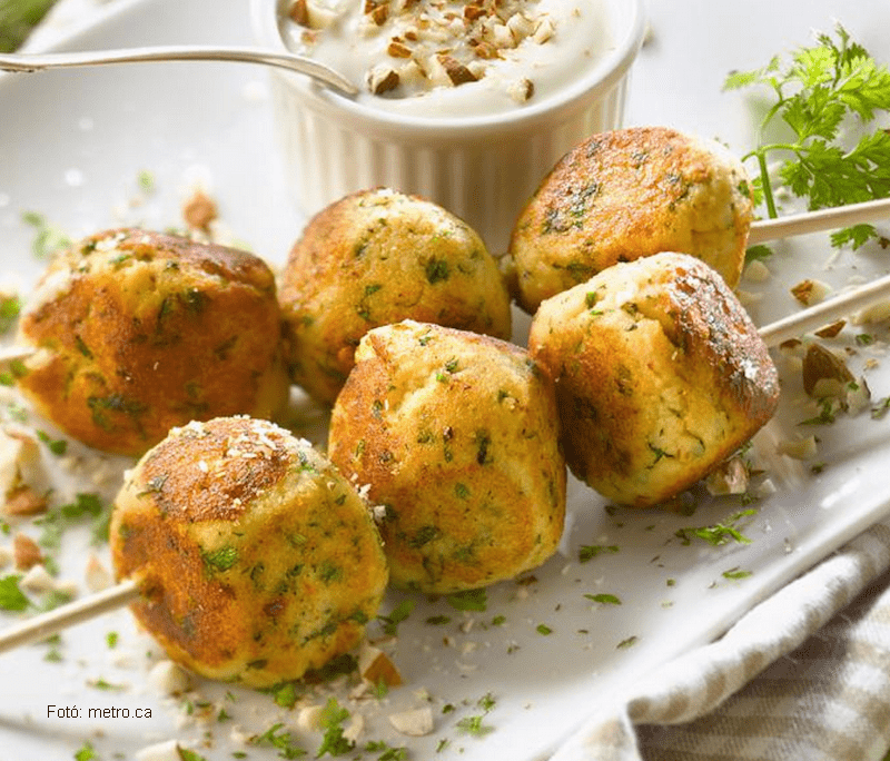 <!--:hu--> Turbolyás pulykagombócok  mandulás joghurttal<!--:-->