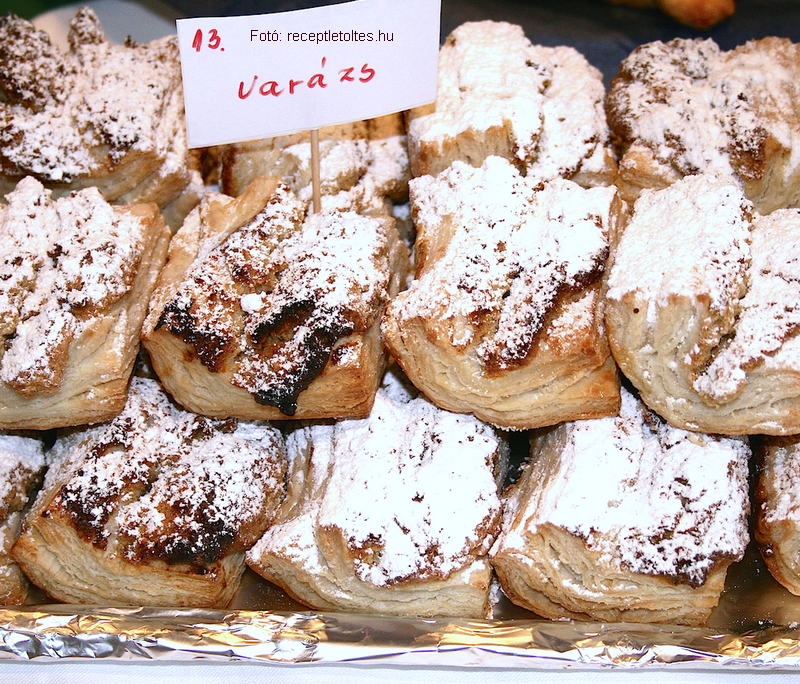 <!--:hu-->Varázs – készítette Endrédy Miklósné (Csömör) <!--:-->