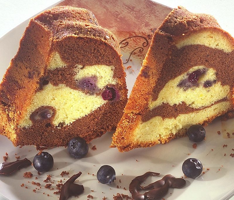 <!--:hu-->Csokis, áfonyás kuglóf<!--:-->