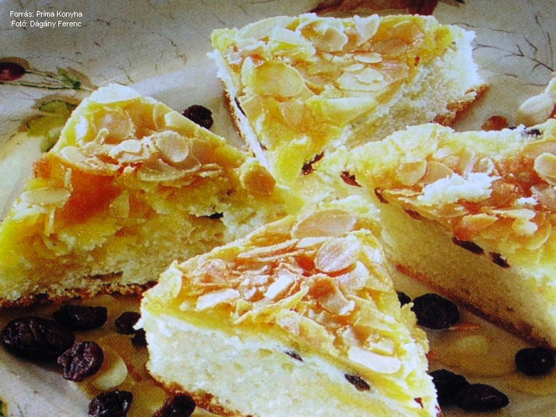 <!--:hu-->Drezdai mandulás túrós szelet<!--:-->
