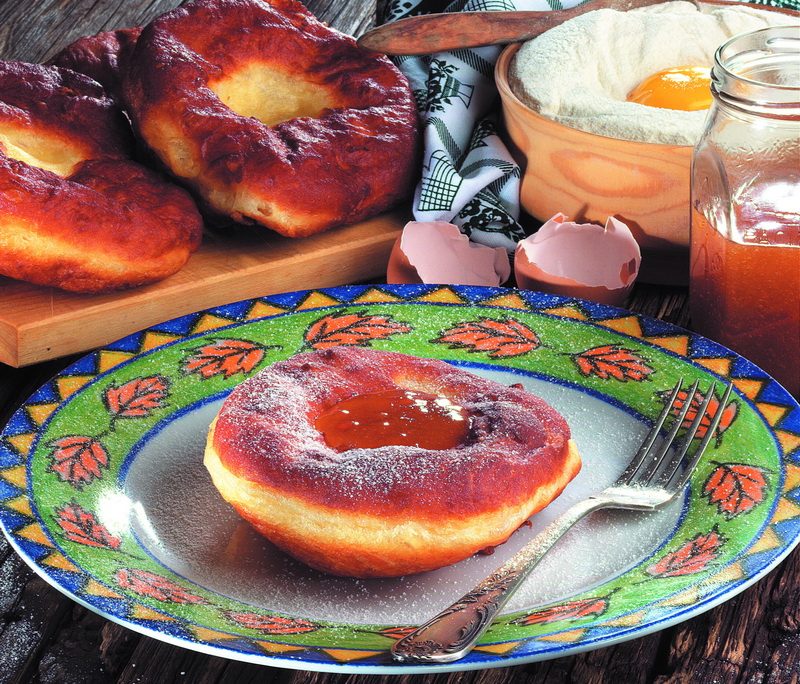 <!--:es--> Buñuelos de carnaval – (Farsangi fánk)<!--:-->