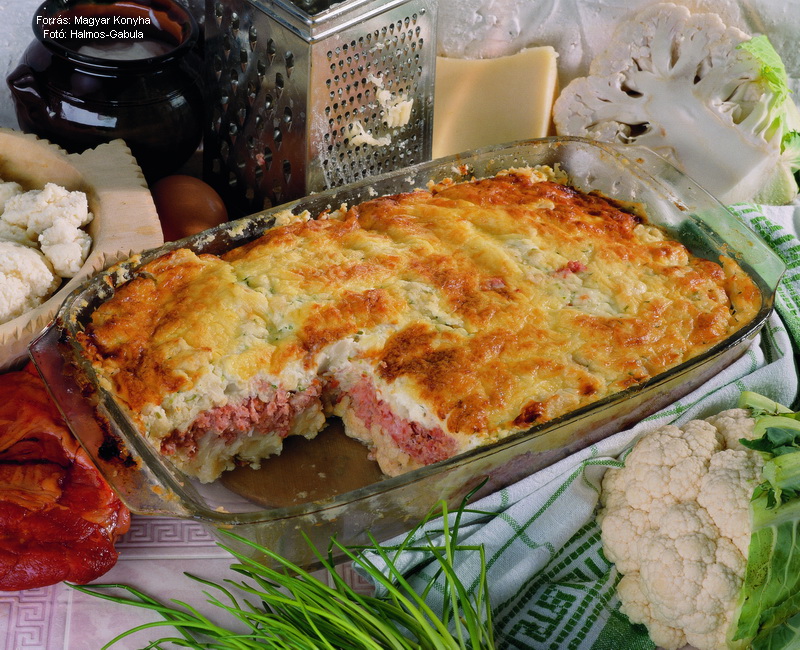 <!--:hu-->Füstölt húsos, juhtúrós rakott karfiol<!--:-->