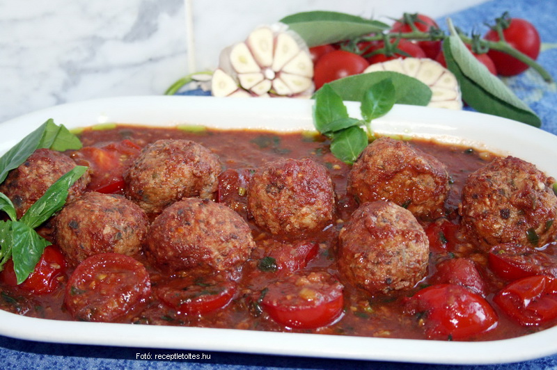 <!--:hu-->Gombagombóc paradicsomos bazsalikomos mártással	–  készítette Csigó János mesterszakács<!--:-->